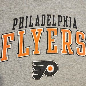 Philadelphia Flyers Grey Longsleeve - Size Medium - Fanatics Brand